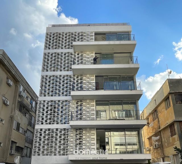 For sale roof apartment near Rothschild Blvd Tel Aviv