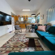 For sale 3 room apartment near Gan Meir Tel Aviv