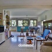 For sale 4 room apartment on Chen Boulevard Tel Aviv