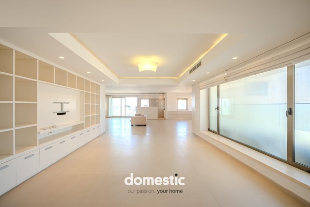 Mega apartment for sale in the Old North Tel Aviv