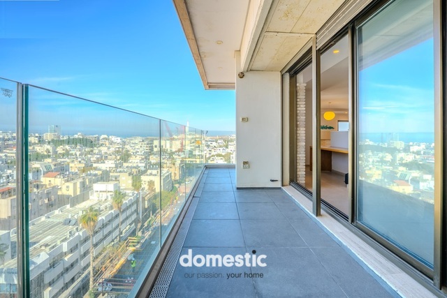 Mega apartment for sale in the Old North Tel Aviv