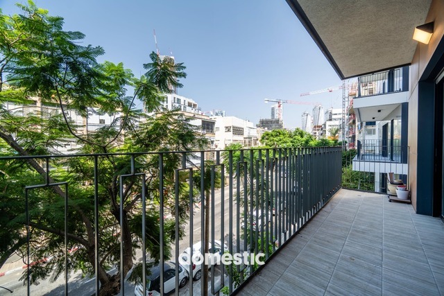 Spacious 4 room apartment for sale near Rabin Square Tel Aviv