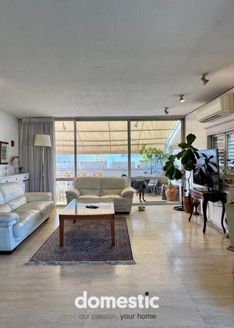 One level penthouse for sale in Bavli Tel Aviv