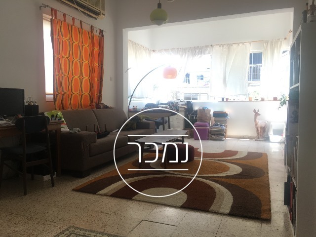 למכירה דירת 3 חדרים בקרבת שנקין תל אביב