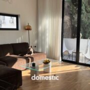 למכירה דירה משופצת בקרבת שדרות בן גוריון תל אביב