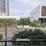 למכירה דירה ענקית מול קאנטרי ארלוזורוב תל אביב