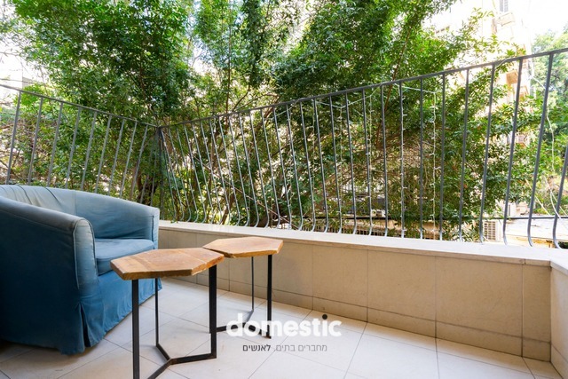 למכירה דירת 4 חדרים בסמטאות לב העיר תל אביב