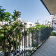 למכירה דירת 4 חדרים מרווחת ליד כיכר רבין תל אביב