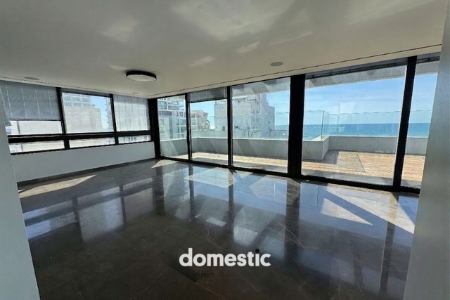 למכירה פנטהאוז בקו הים תל אביב