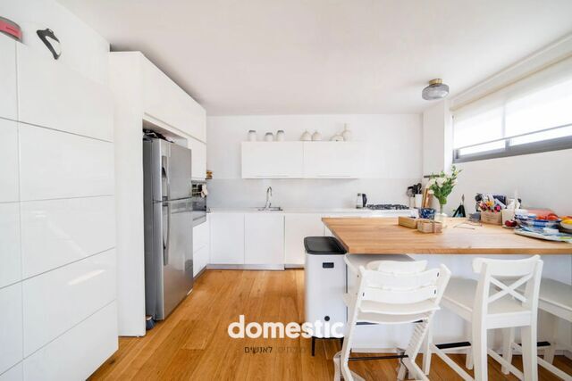 למכירה דופלקס גג בקרבת הבימה תל אביב