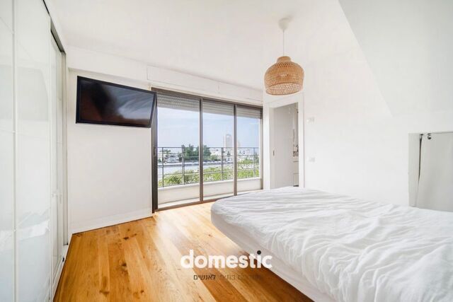 למכירה דופלקס גג בקרבת הבימה תל אביב