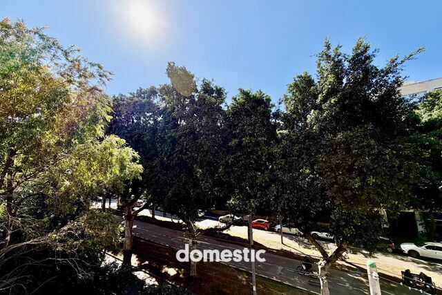 למכירה דירת 5 חדרים על שדרות חן תל אביב